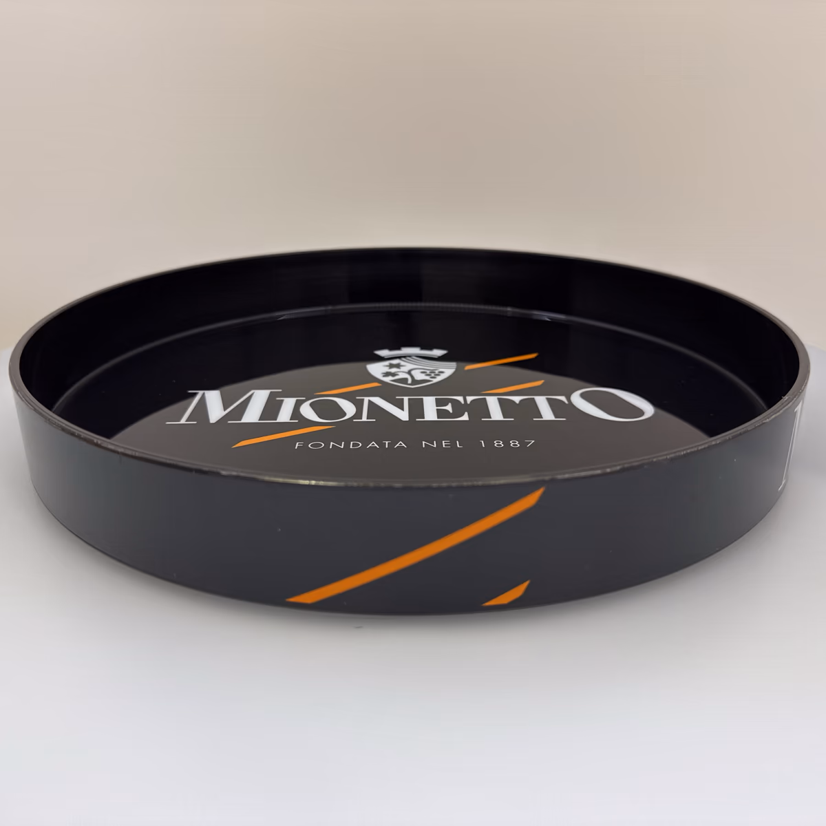 Reklamní podnos – Mionetto, 2020